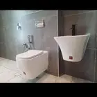 السلام عليكم تحياتي للجميع انا معلم سباك موجود في جدة تشطي