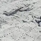 قص حجر وتكسيرهاء