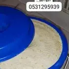 خضير جيزاني بذمه وضمير شغل بيت.