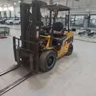 رافعه شوكيه سكين فور كليفت ايجار في جدة