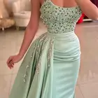 تصميم وخياطة بالجملة للمصممات والمتاجر الإلكترونية