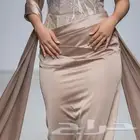 فستان للبيع