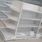 رفوف صيدليات وبقاله