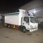 عربه مخصصه لنقل الخيل