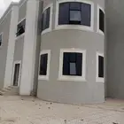 استركشر. نوافذ المنيوم. وابواب خشب. ومطابخ