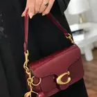شنطة نسائية ماركة COACH