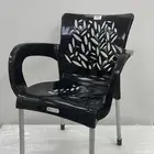 كراسي بلاستيك