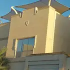 مظلات وسواتر نيوم
