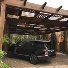 مظلات خشب للتواصل