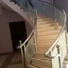 درابزين استانلس استيل تيواني وزجاج سكوريت