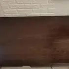 طاوله خشب ماليزي قوي مع درجين للتخزين متينه جد ا جدا
