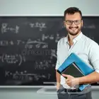 معلم لغة انجليزية متميز خبرة 15 سنة بأفضل الأسعار