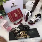 طقم نسائي متنوع (كوتشي_شنطه_عطر)