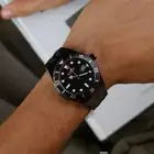 ساعة من شركة زايرس