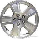 جنوط فرد فكتوريا مستعمل اصلي وكاله  مديل 2011 مقاس 17