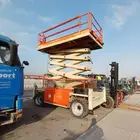 سيزرات ومان لفت للإيجار اليومي والشهري