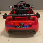 سيارة كهربائية رالي نظيفة