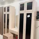 دولاب ملابس تعليق ورفوف وسط تسريحه خشب تايلندي 270 في 250