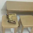 طاولاه ومصات للبيع