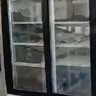 تم البيع ثلاجة عرض تم البيع كبيرة للبيع تم البيع أو للإيجار