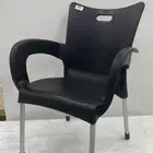 كراسي بلاستيك