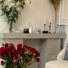 طاولة استقبال بديل رخام شبه جديدة بحالة ممتازه سبب البيع