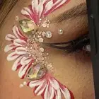 رسم في الوجه للكبار والصغار