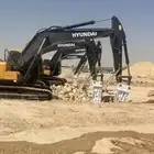 اعمال الحفر والترحيل بوكلينات