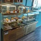 ثلاجات عرض حلويات