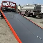 سطحه متواجد في الغربيه متجه الجنوب