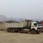 قلاب لايجار مع سواق جاهز للشغل