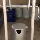يوجد لدينا غطاء وونش للابار ومواسير بلاستك