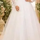 فستان عروسه ب200 ريال الاستخدام ليله وحده لتواصل خاص
