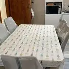 طاولة طعام مع 6 كراسي والقماش نظيف جدا  و مغلف تغليف حراري