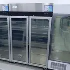 تلاجات عرض زجاج ومطاعم