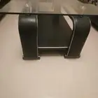 للبيع المستعجل كنب اسود جلد مع طاولة وسط كبيرة للبيع