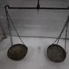 تراث ميزان قديم