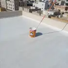 عمل عازل مائي للسقف من المطر لمنع نزول الماء من السقف