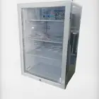 ثلاجه عرض زجاج صغيره ابيض جديد ضمان سنتين