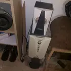 سماعه كبيره وسماعه صغيره معه المشغل به راديو وكذالك بلفلاش