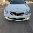 مرسيدس 2009 S350 عليها لوحة مميزة