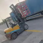 تأجير رافعات شوكيه وكرينات وفوركلفت سكينه شوكيه سيزرلفت