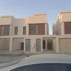 تون هاوس المساحه 300 في حي طويق