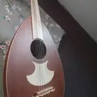 عود موسيقي للبيع