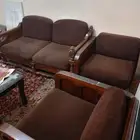 كنب 3 قطعات ل 4 اشخاص
