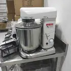 خلاط عجين كهربائي