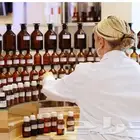 مصنع عطور وتجميل ومشتقاتها