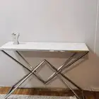 طاولة مدخل