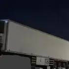 نبي براد تريله نظامي للايجار الشهري نفس اللي بالصوره