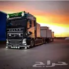 شاحنات لنقل البضائع